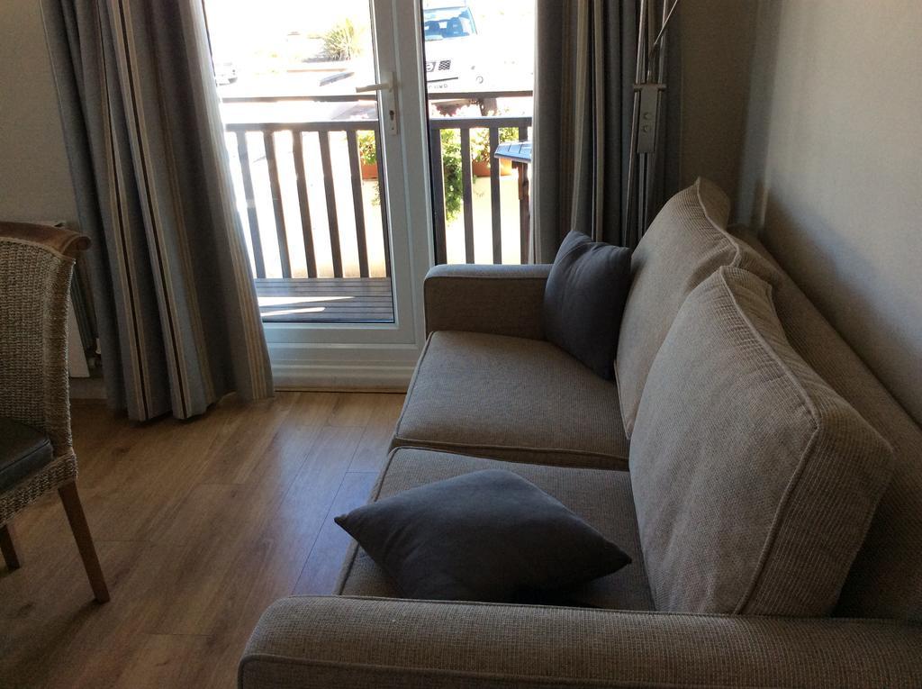 Discovery Bay St Ouen's Exterior foto