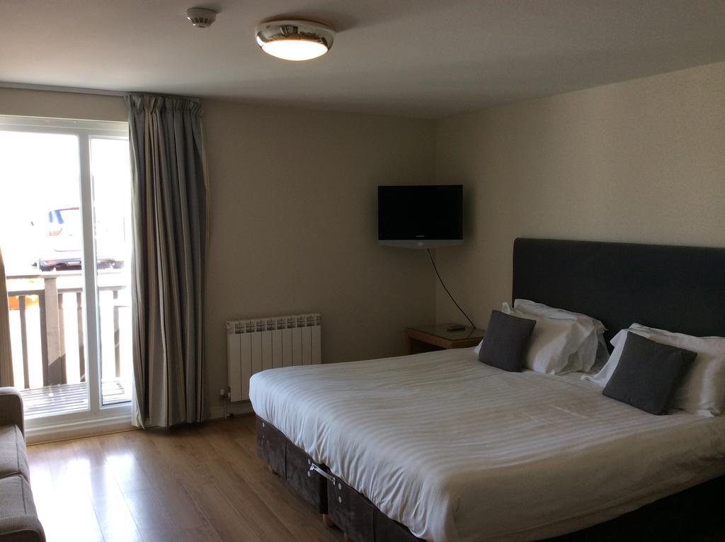 Discovery Bay St Ouen's Exterior foto